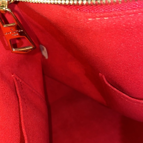 REAL LOUIS VUITTON PURSE - Picture 9 of 15